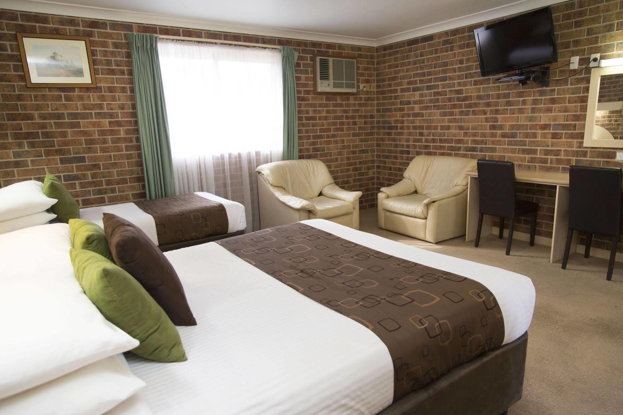 A Line Motel Griffith Extérieur photo